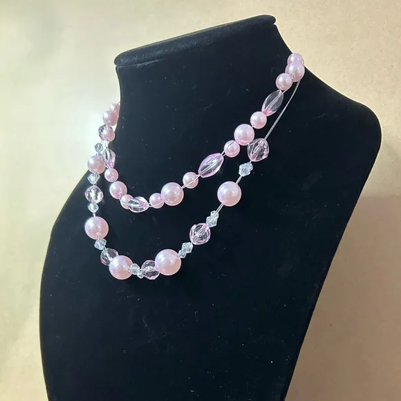 Pink Beaded Necklace - Picture 2 of 4